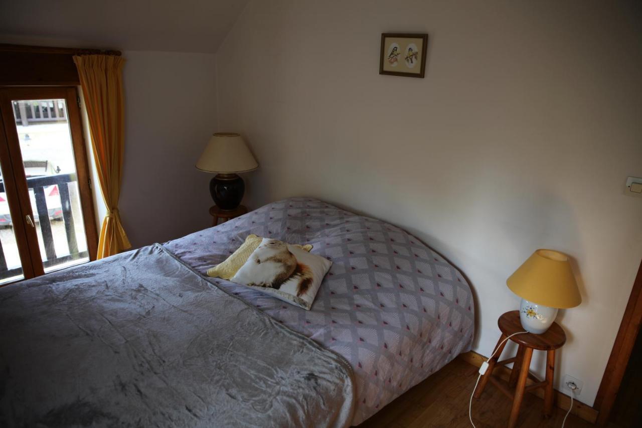 Bed and Breakfast Le Noyer à Breuilpont Extérieur photo